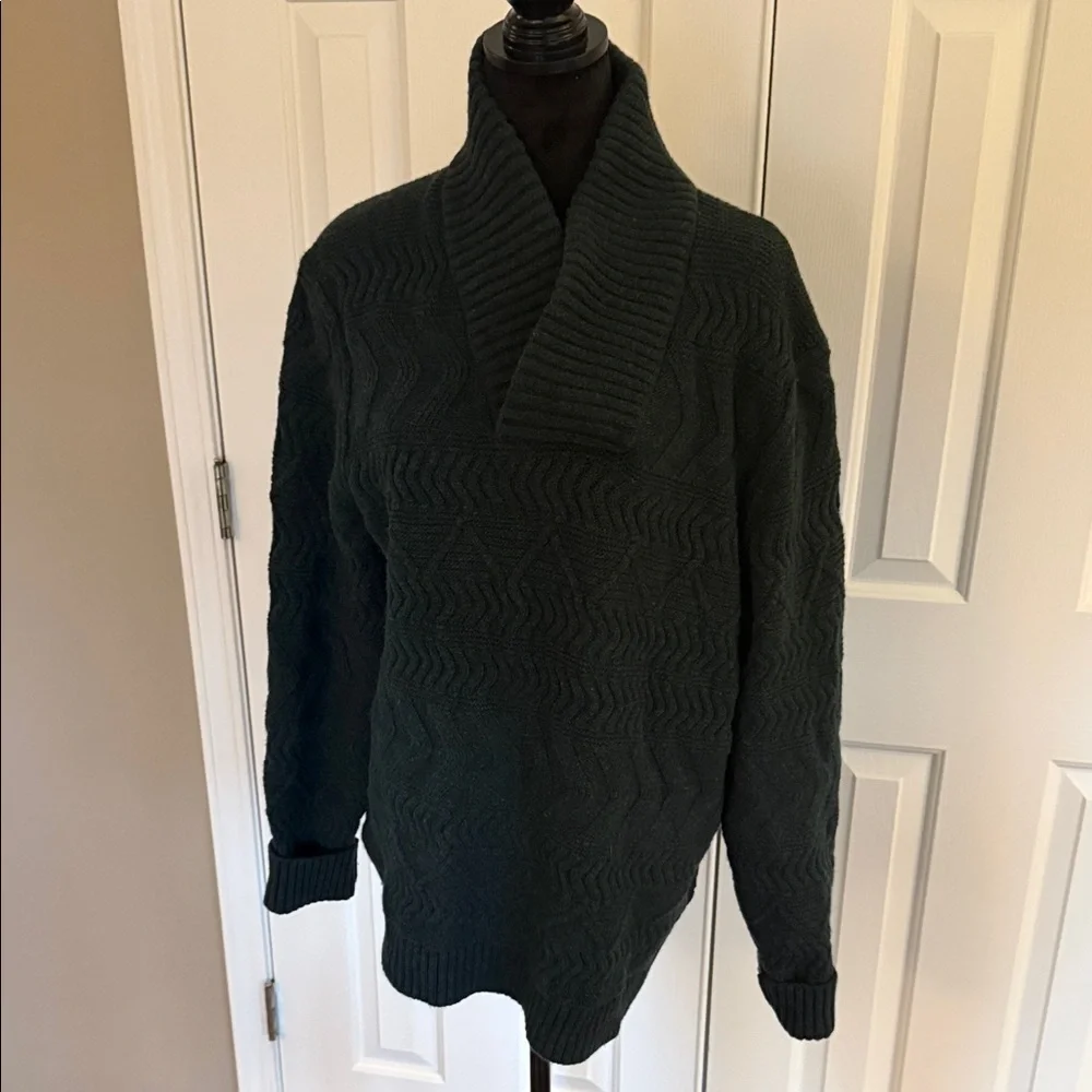 Banana Republic Men's Dark Green shawl collar Sweater